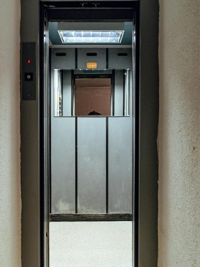 Central Modern Design Apartment Βουκουρέστι Εξωτερικό φωτογραφία